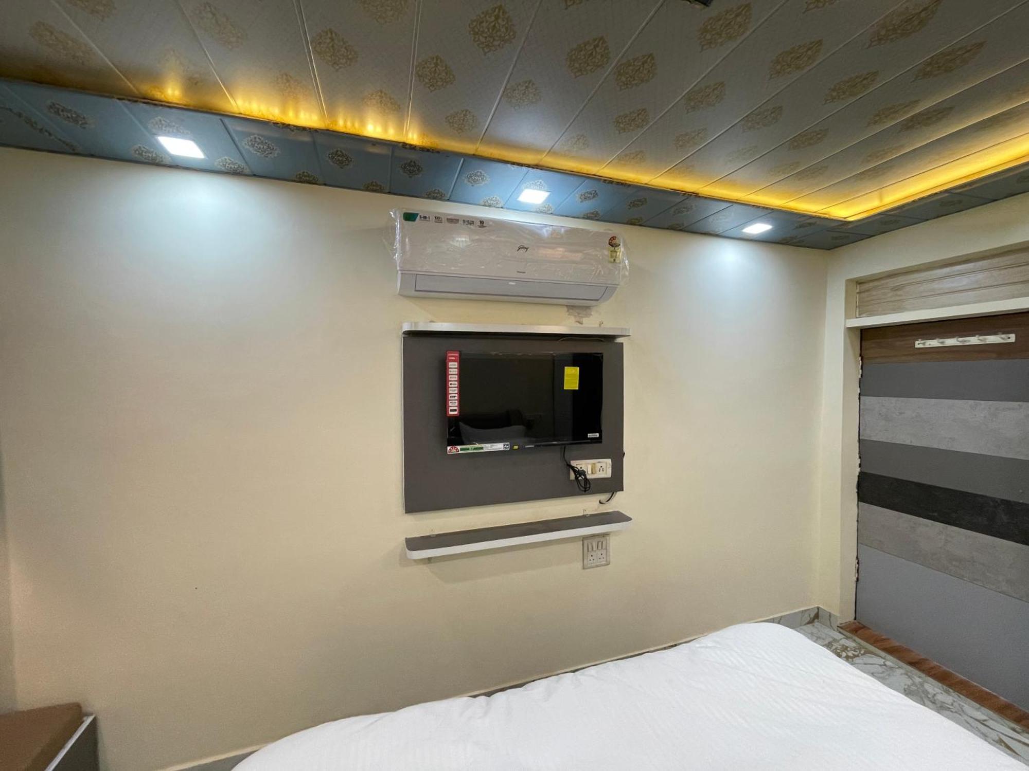 The Marigold Bliss Appartement Agra  Buitenkant foto