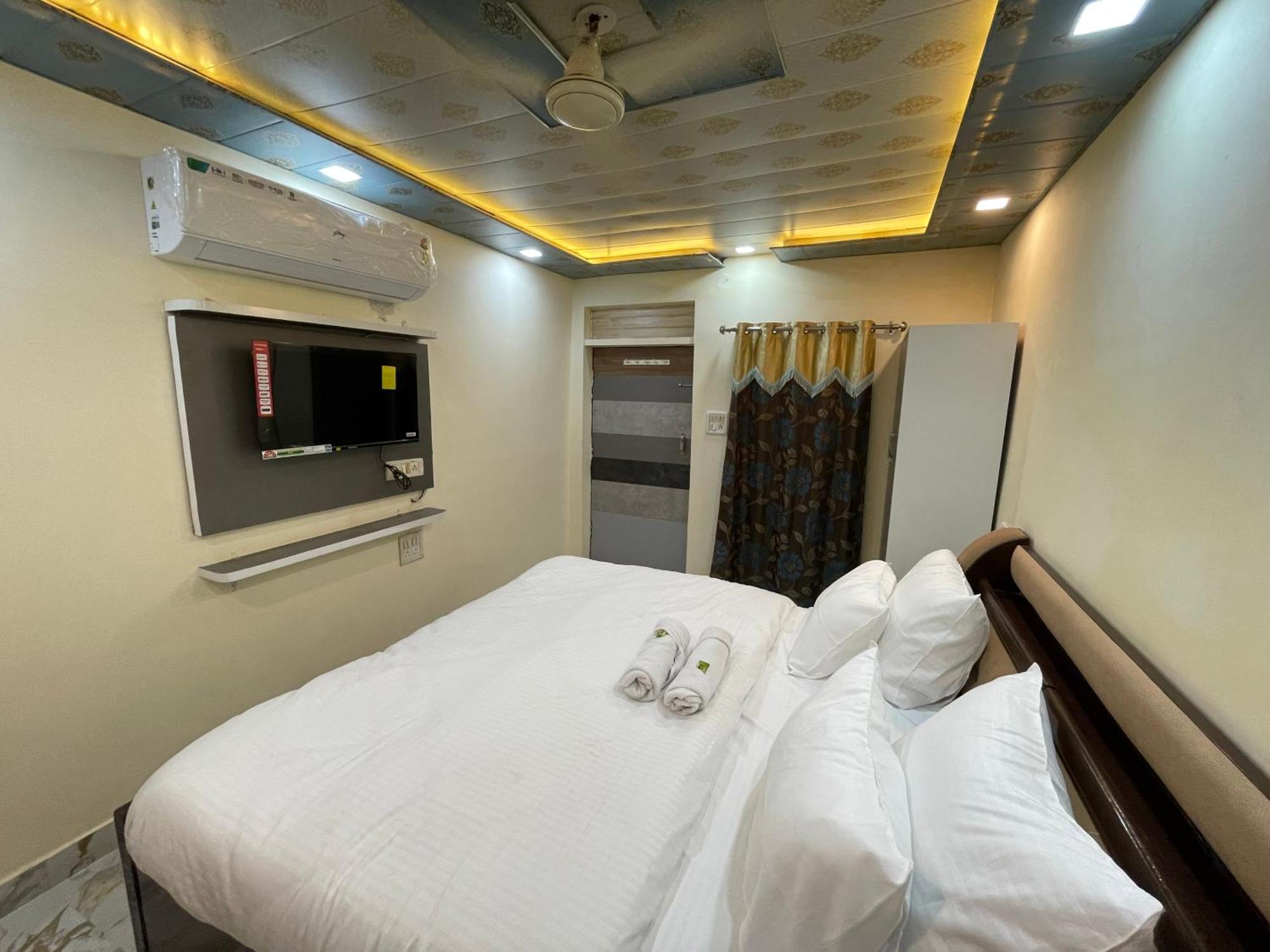 The Marigold Bliss Appartement Agra  Buitenkant foto